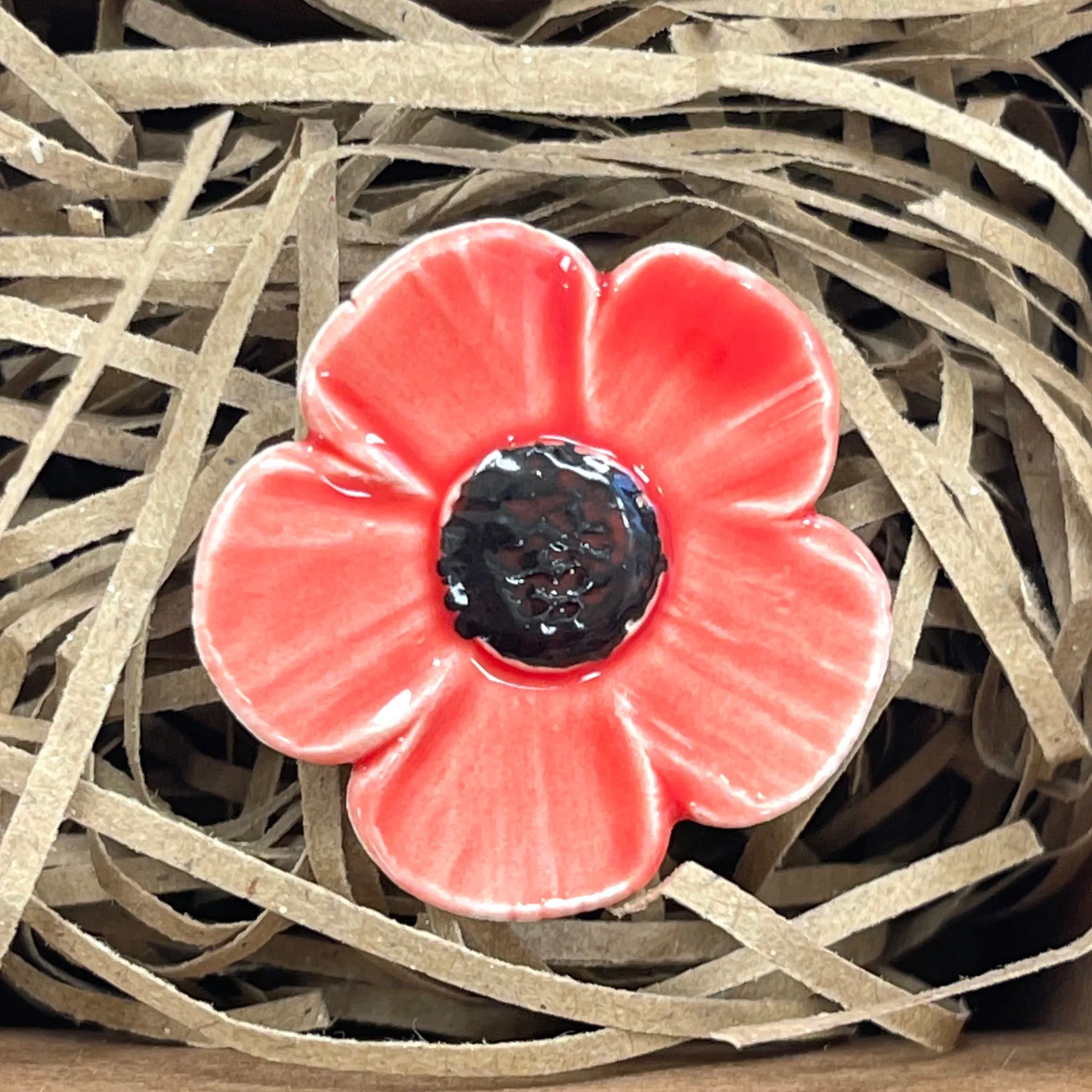 Ceramic flower brooch - poppy
