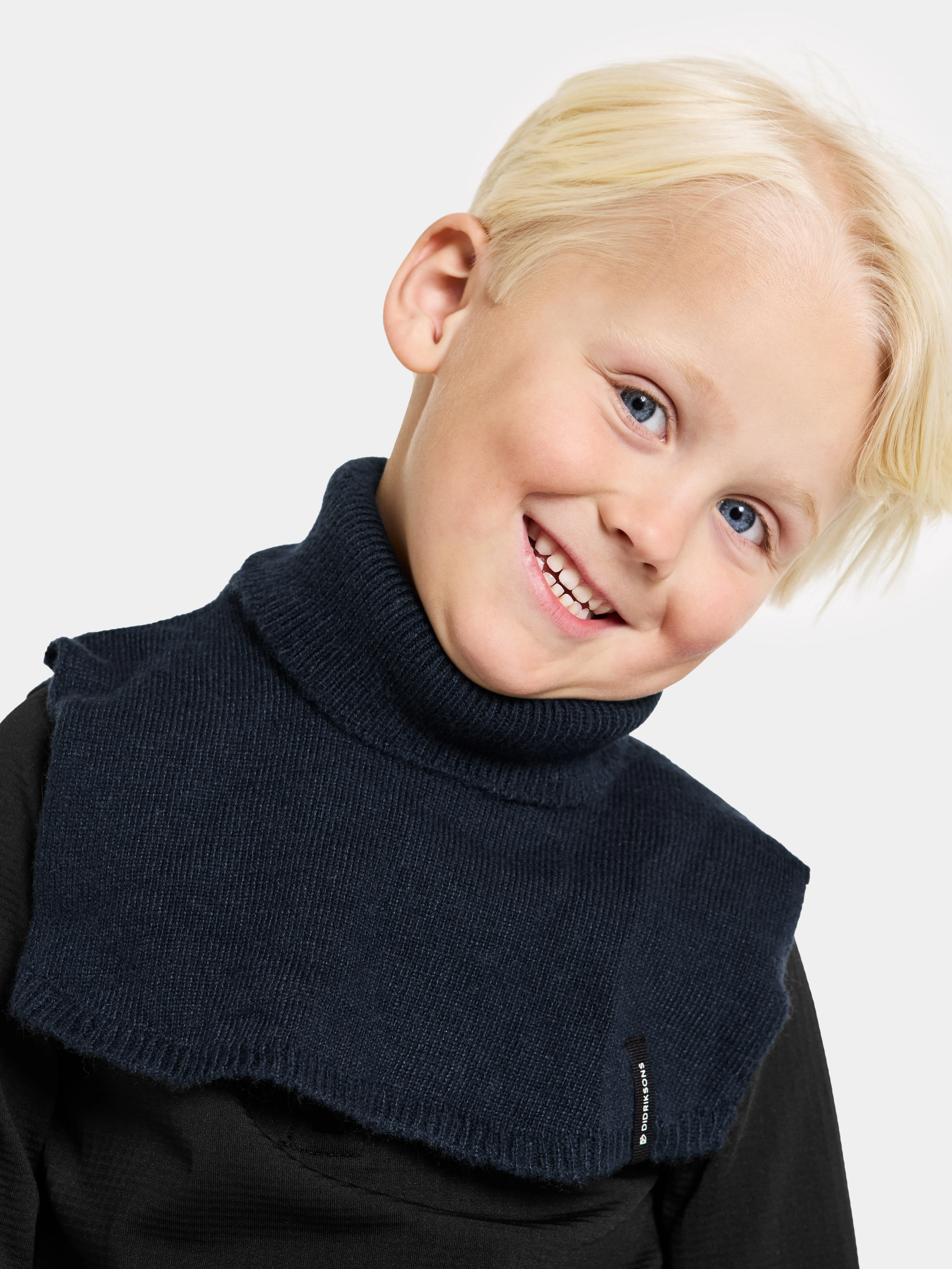 Didriksons Kids&#x27; Delfinen Scarf Navy | Buy Didriksons Kids&#x27; Delfinen Scarf Navy here | Outnorth