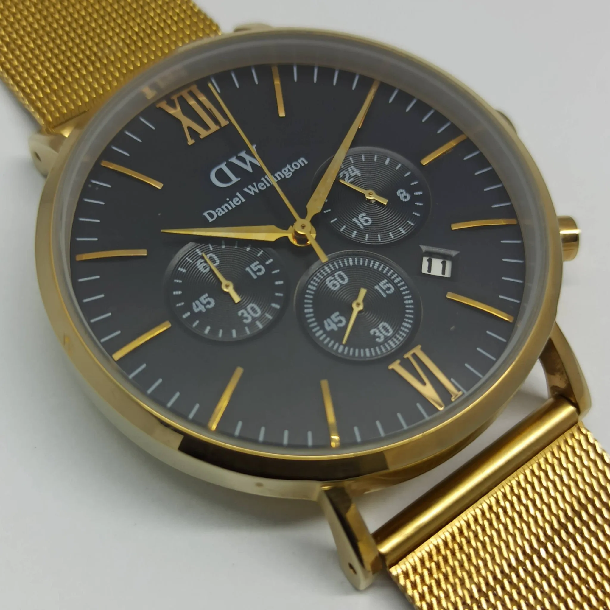 DW - Daniel Wellington - High Quality - Chrono graph - Stainless Steel - Golden/Black - 42mm - Men's Watch