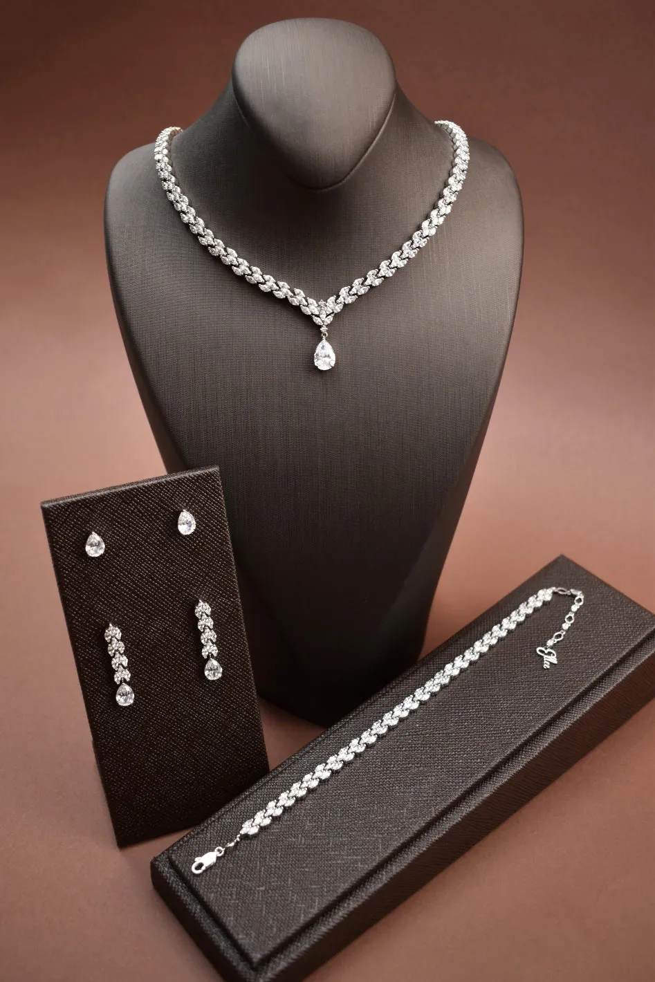 GLISTEN Simulated Diamond Jewelry Set