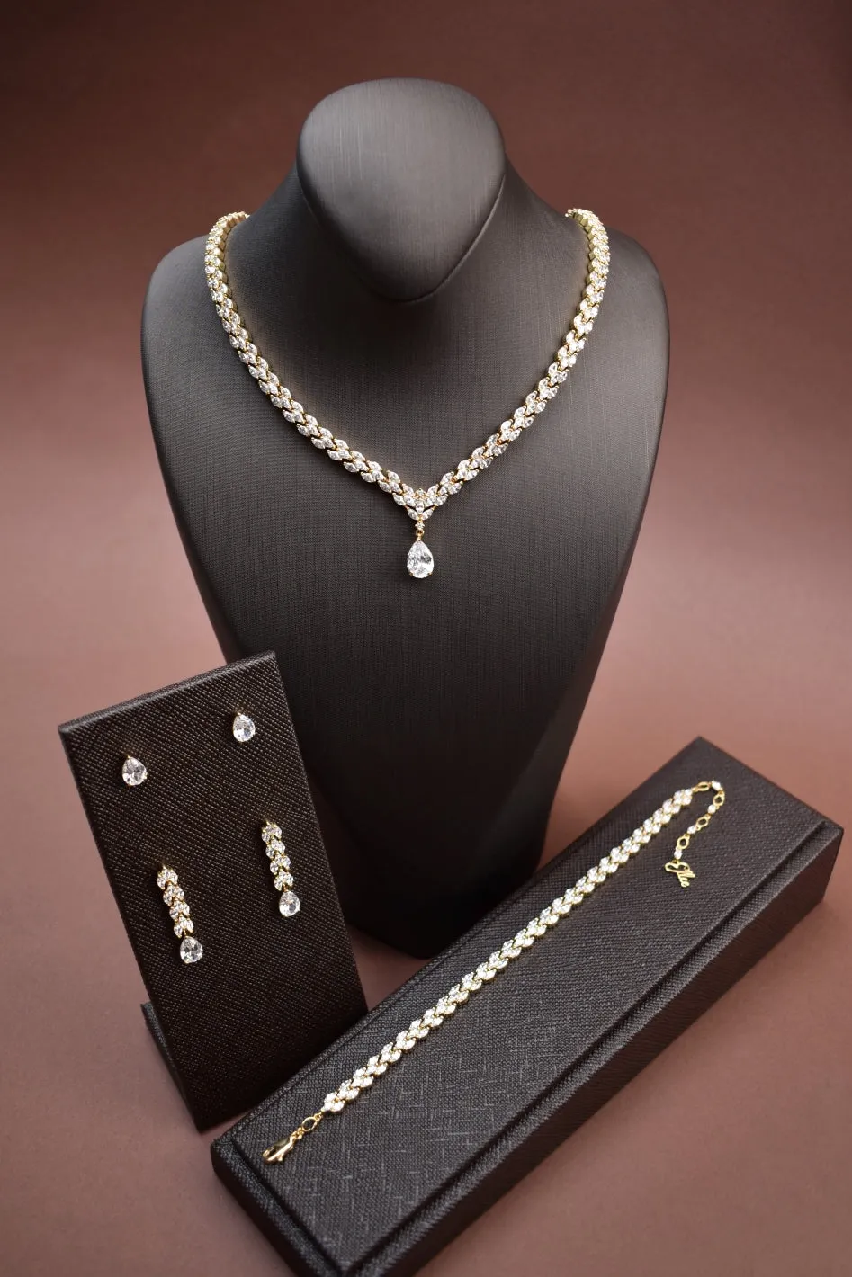 GLISTEN Simulated Diamond Jewelry Set