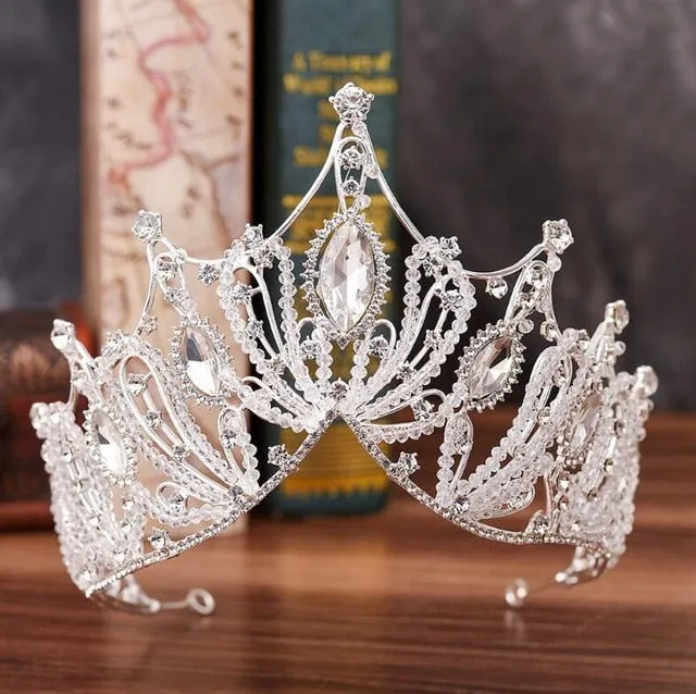 Kissable Feminine Outgoing Diadem