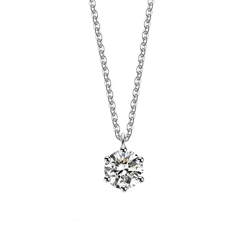 Luxurious Silver Choker with CZ Pendant: Elegant Women's Jewelry
