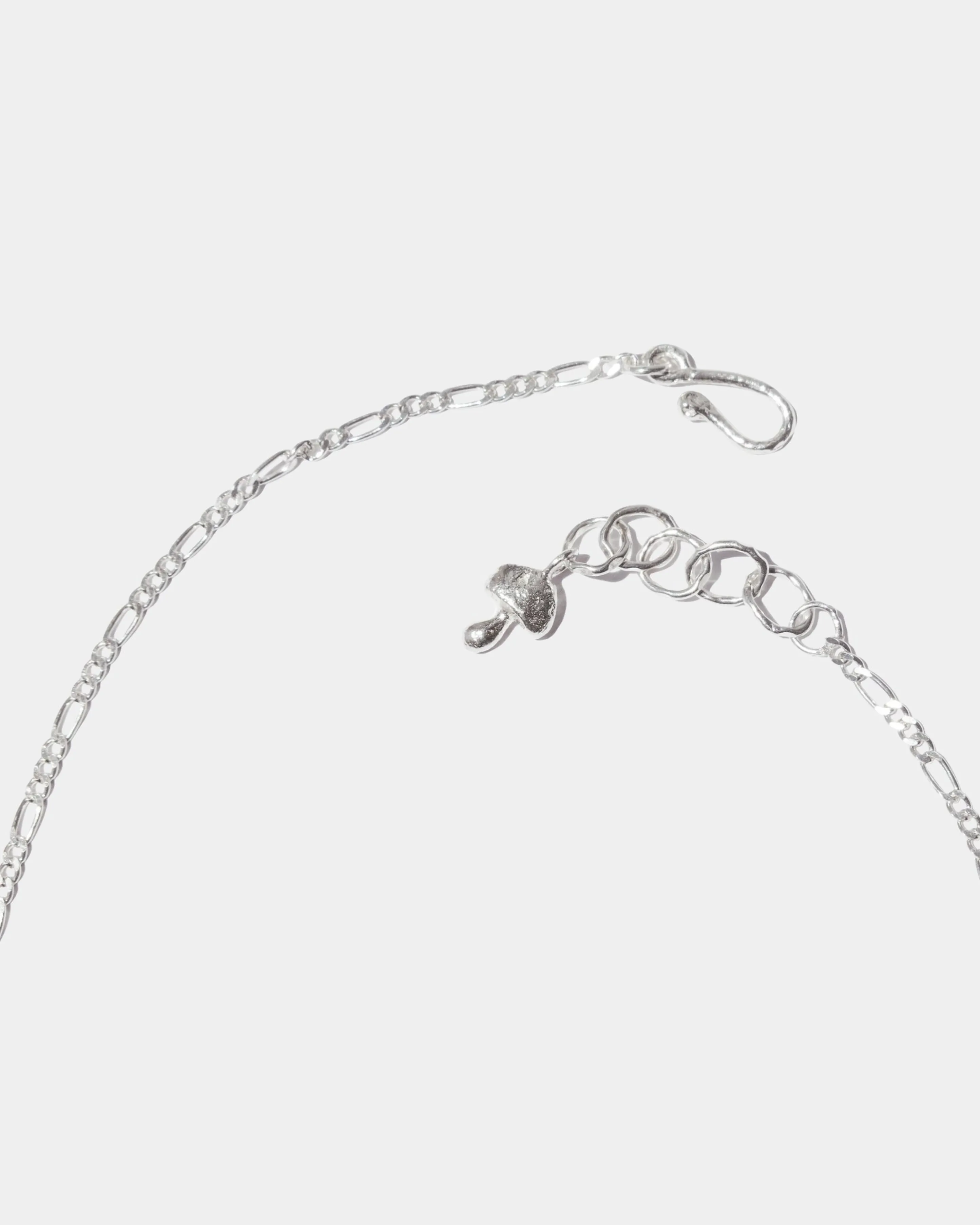 MOJO CHOKER