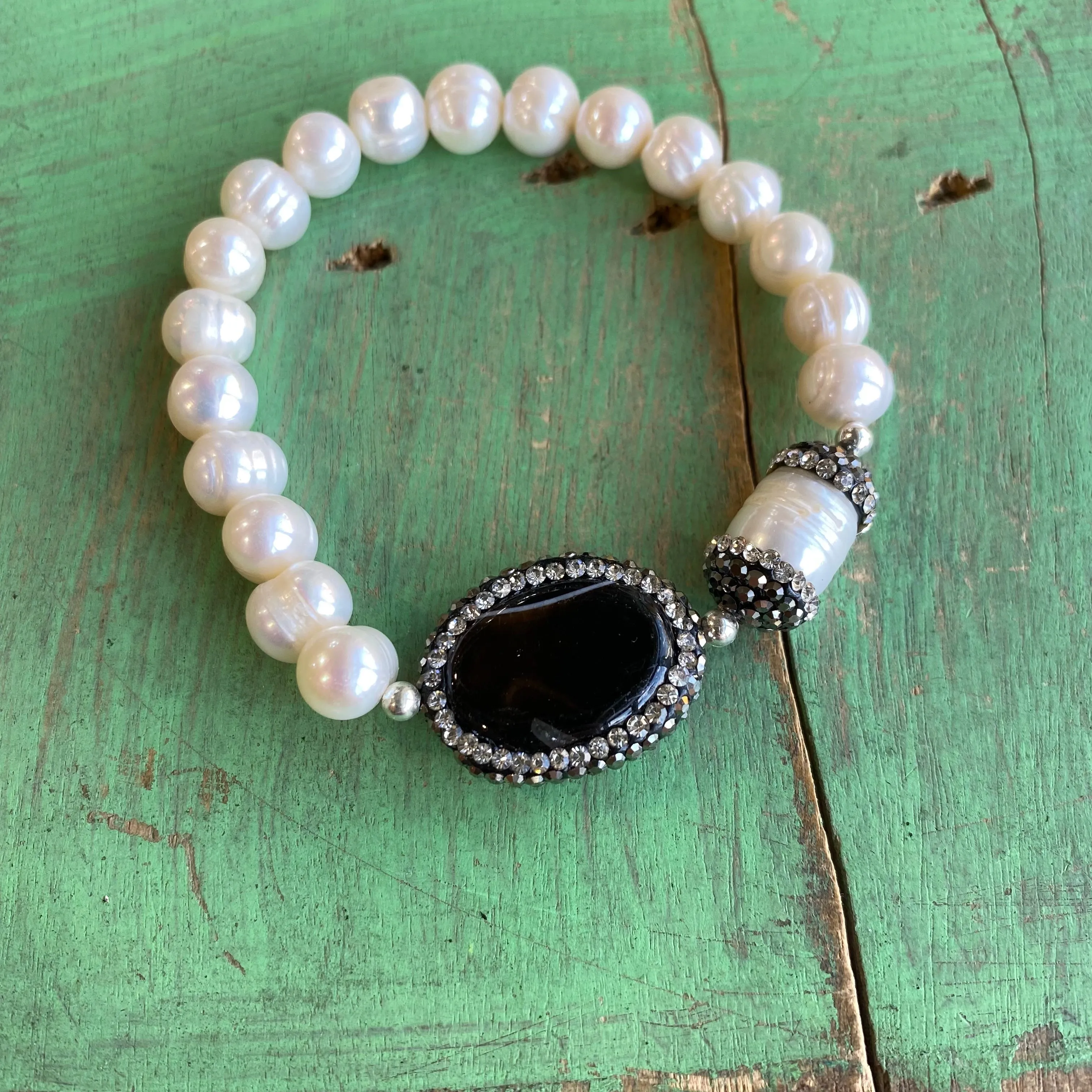 Pop of Pearls Bracelet