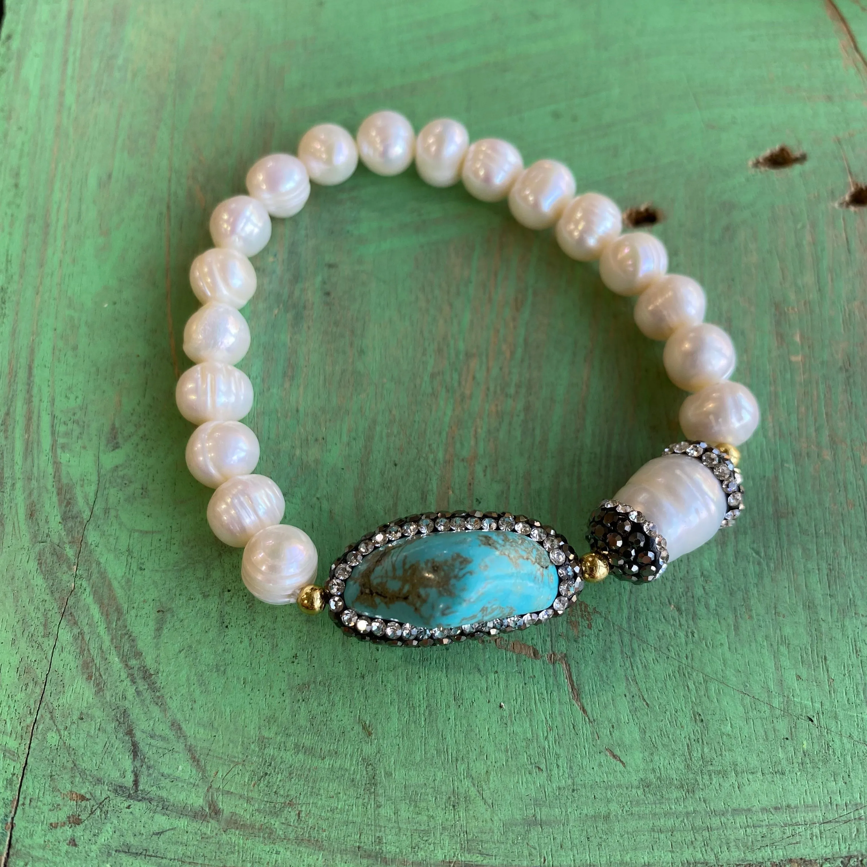 Pop of Pearls Bracelet