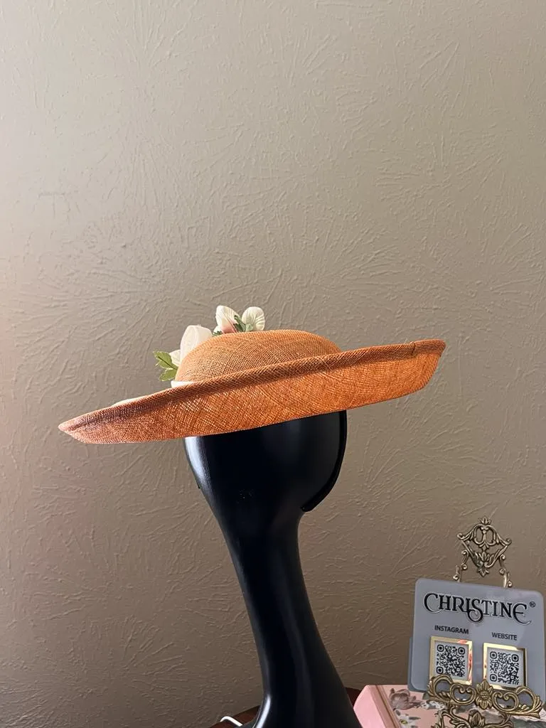 Queen orange brown hat