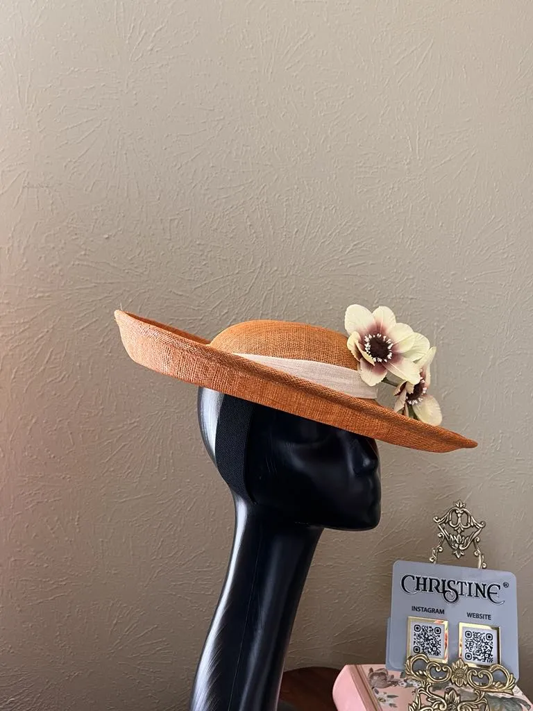 Queen orange brown hat