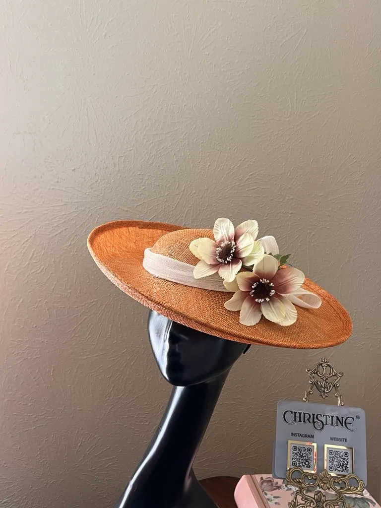 Queen orange brown hat