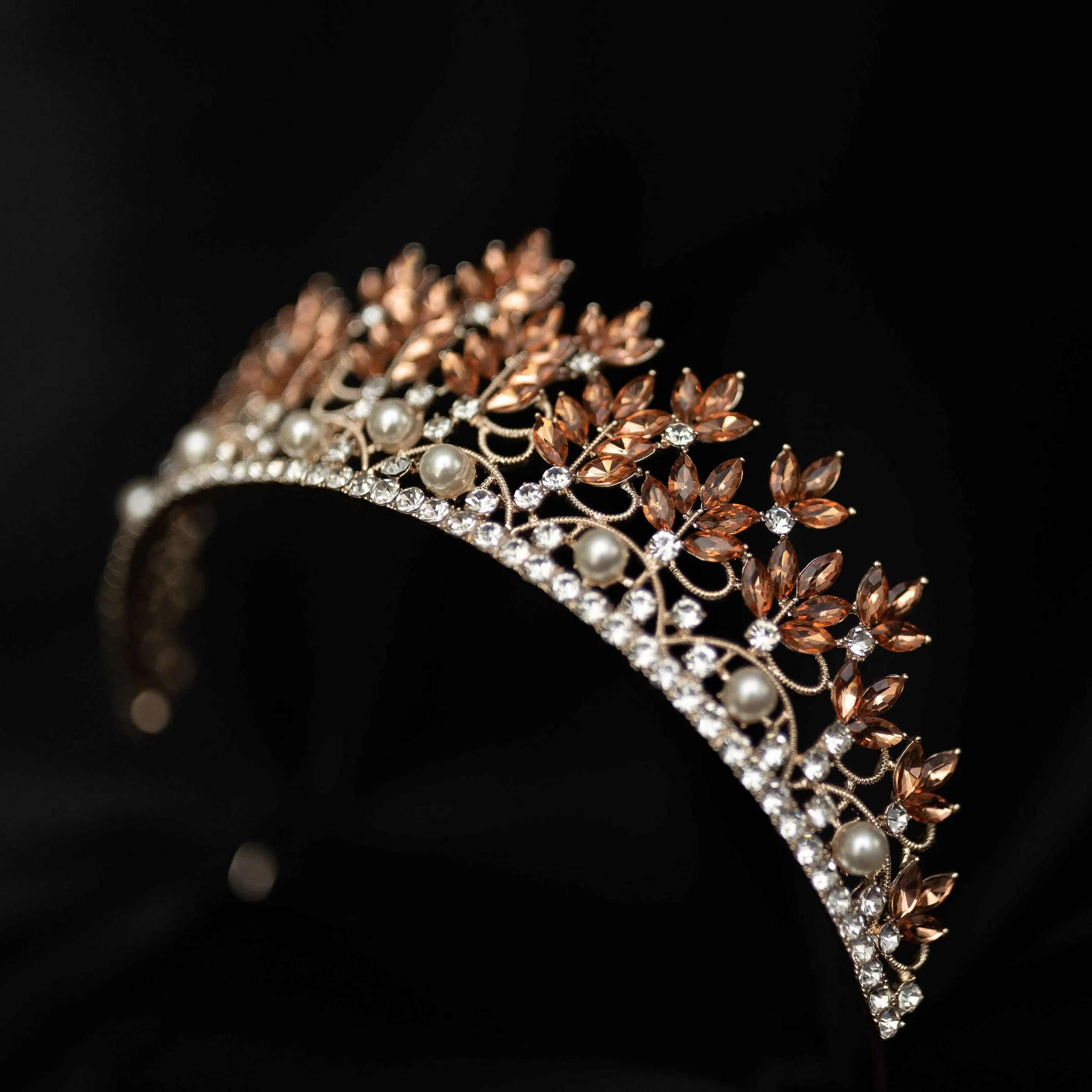 Sandy’s Tiara in Pink