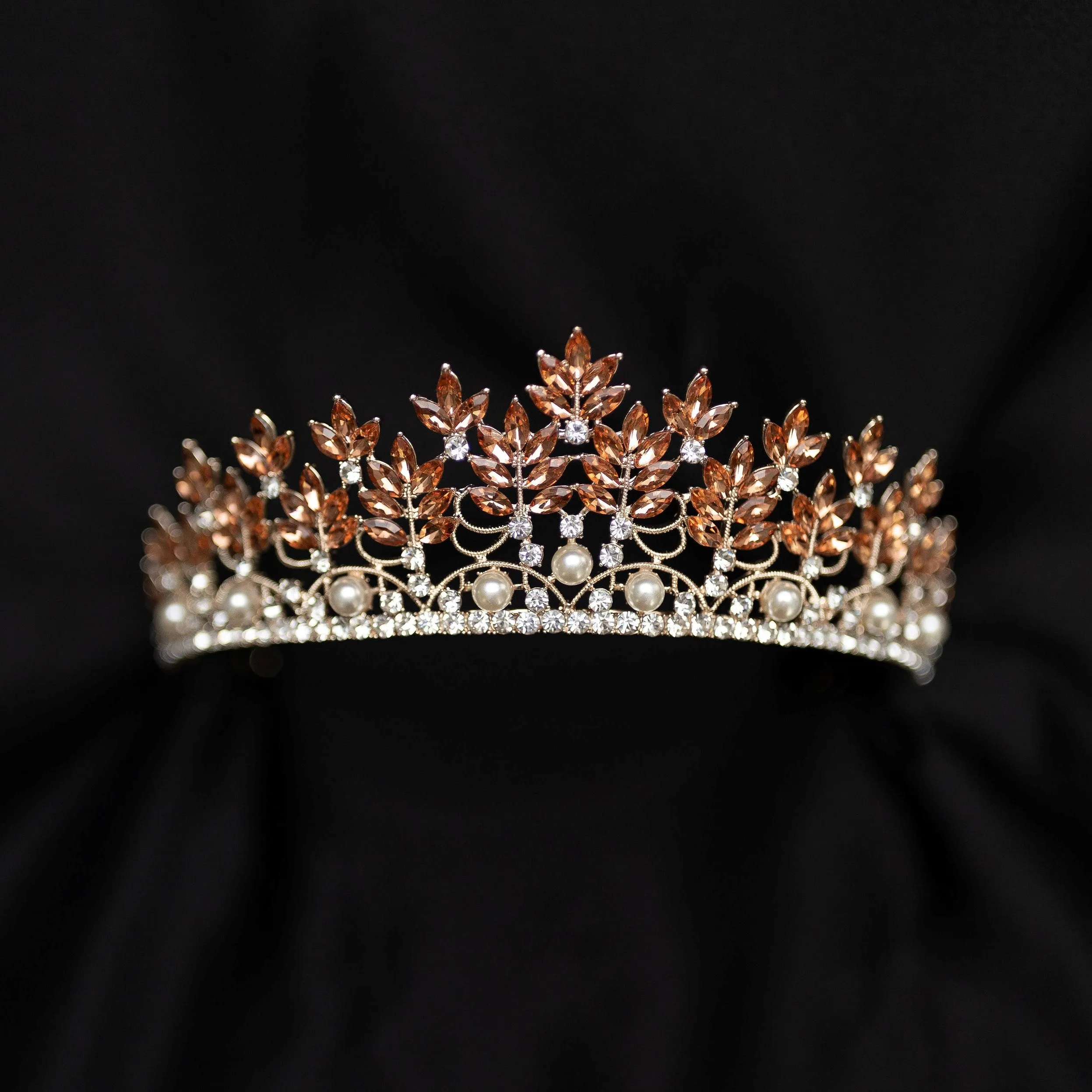 Sandy’s Tiara in Pink