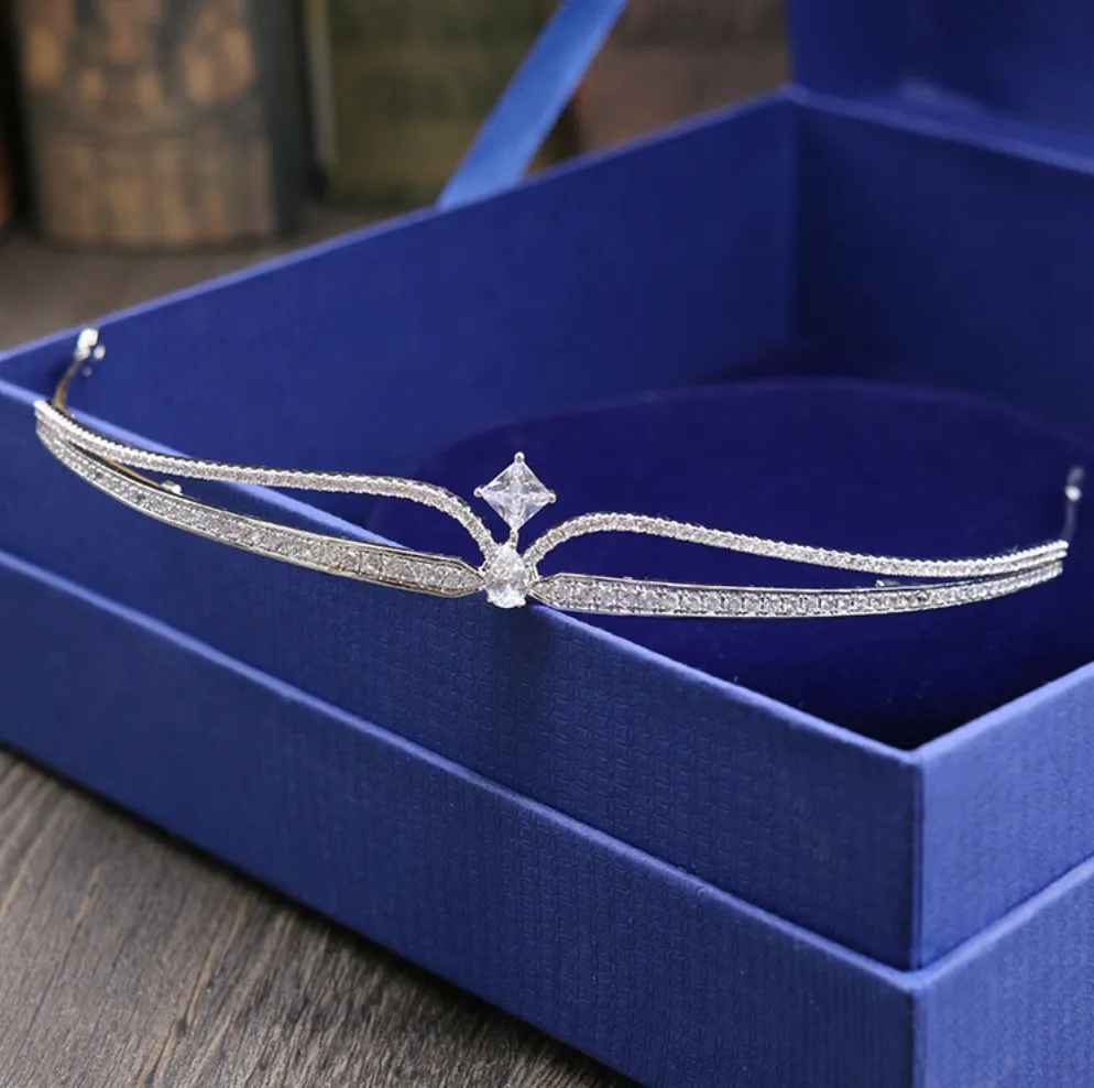 Simple Graceful Wedding Band