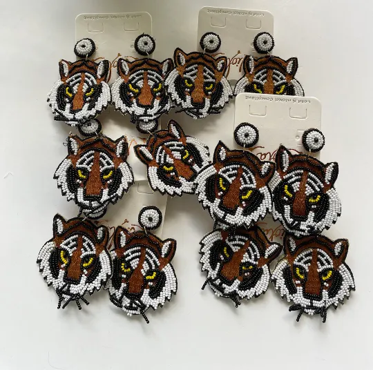 Tigers Seed beads earrings ,Game Day Earrings ,Football Earrings, Handmade Jewelry, Gameday Earring