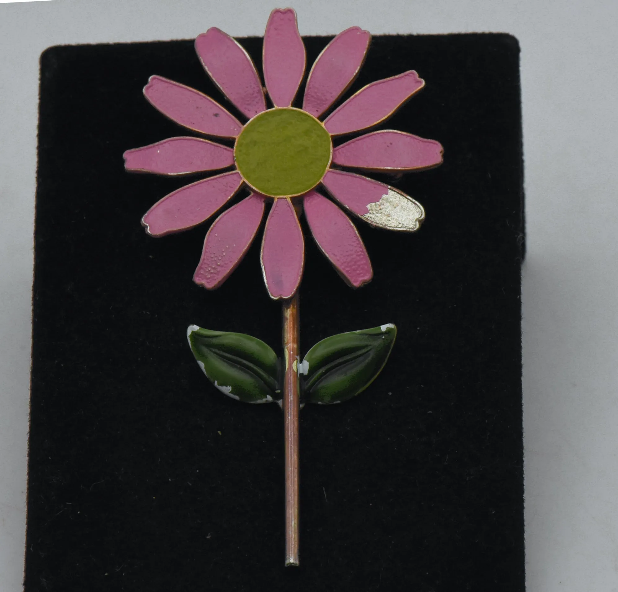 Vintage Metal Pink Flower Brooch - DAMAGED