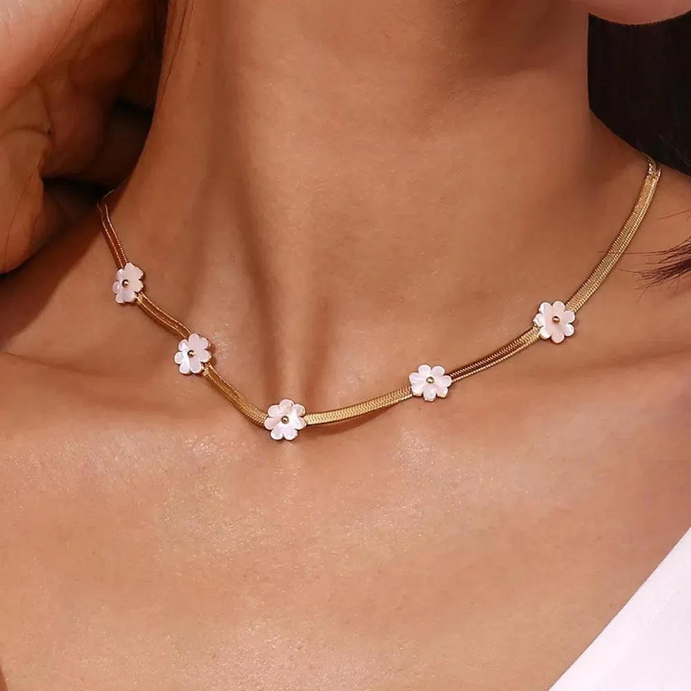 White Flower Gold Choker Necklace
